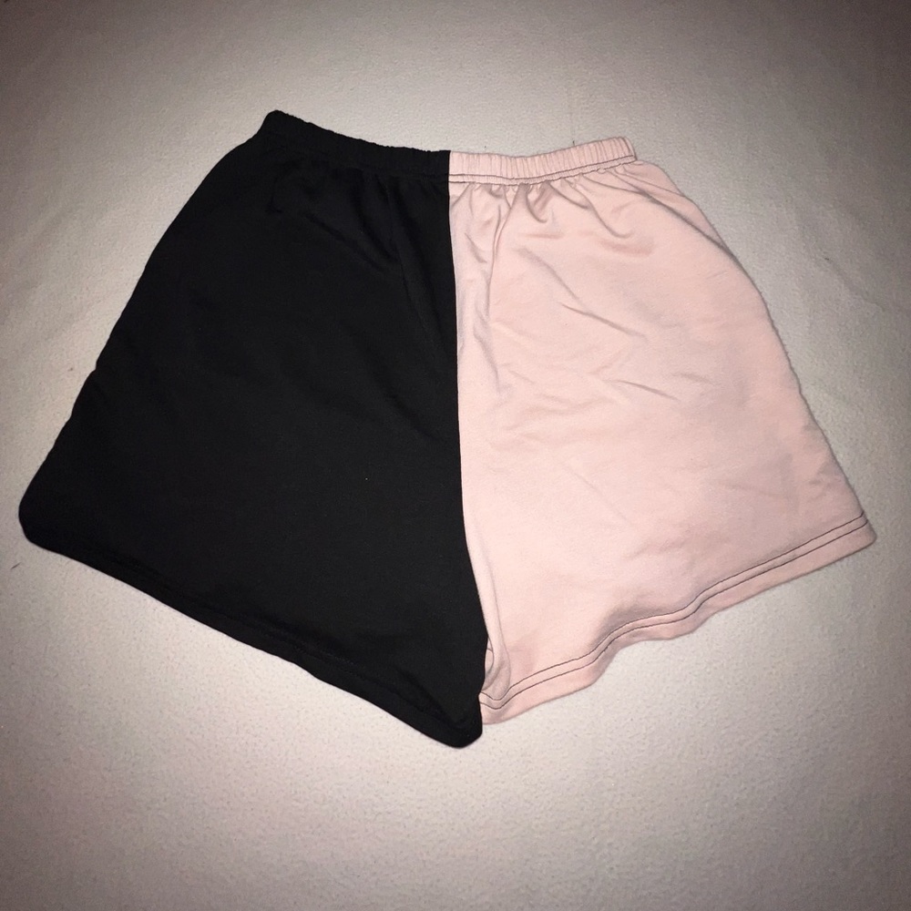 Lounge Shorts - Picture 2 of 4